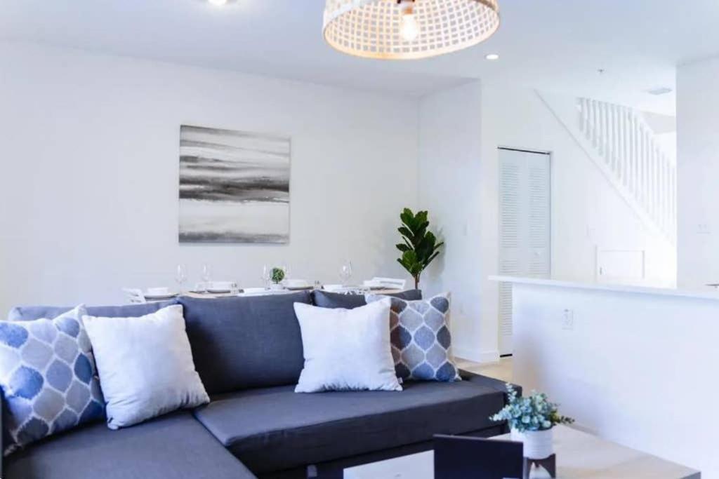 Outstanding Townhouse 18 Min From The Beach - Th2 Маями Екстериор снимка