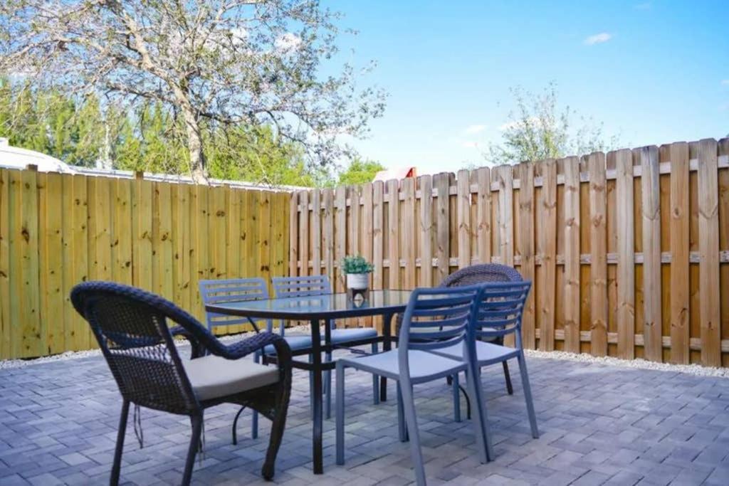 Outstanding Townhouse 18 Min From The Beach - Th2 Маями Екстериор снимка
